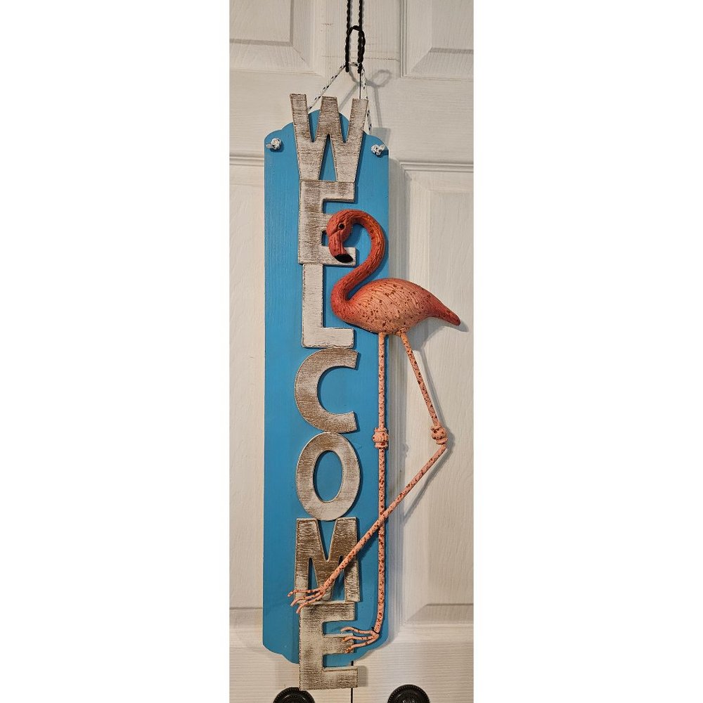 WELCOME Flamingo Sign - Picture 2 of 7